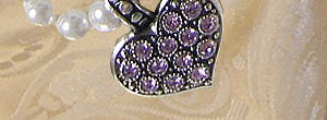 Perlenketten, Kropfketten, Kordel, Silberketten, Herzanhänger, Schlangenketten, Ketten mit Glasanhänger, Collier mit Swarovskisteinen